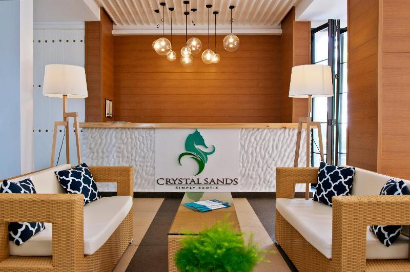 Crystal Sands Beach Hotel At остров Маафуши Екстериор снимка